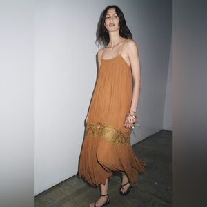 ZW COLLECTION WRINKLED EMBROIDERED with lace detail DRESS S nwt